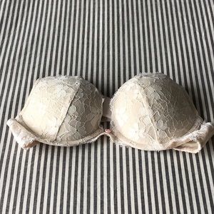 Victoria’s Secret Dream Angel push up bra beige